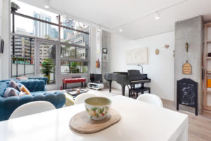 1 77 Dow 103 Living Room 4